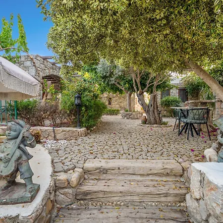 Kaya Szálloda
